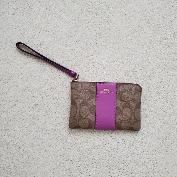 Coach Signature Corner Zip Tan and Purple Wristlet - Picture 1 of 16